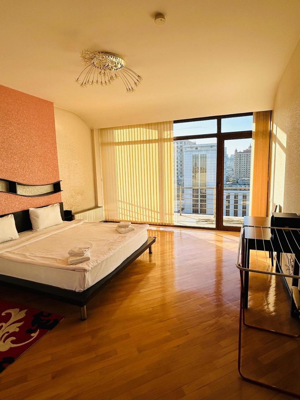 Sunday Hotel Baku Ngoại thất bức ảnh