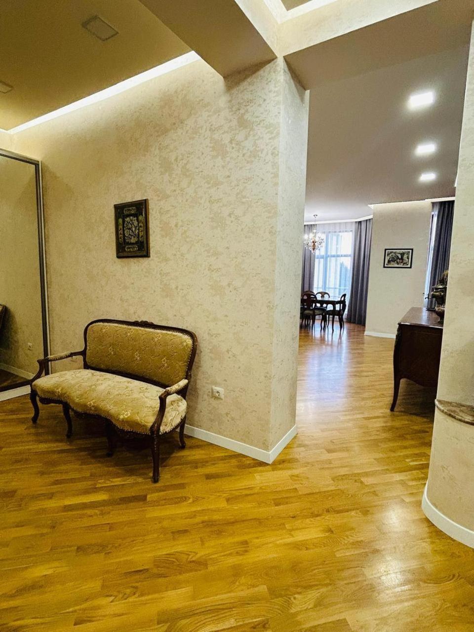 Sunday Hotel Baku Ngoại thất bức ảnh