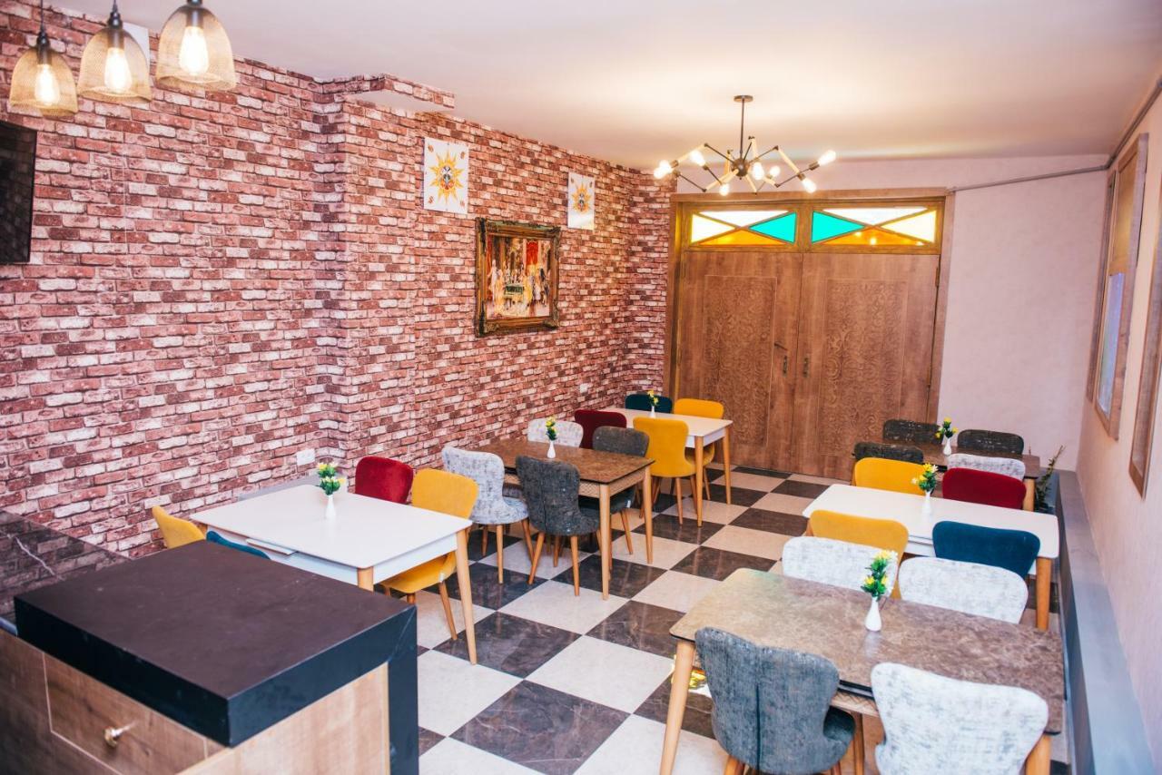 Sunday Hotel Baku Ngoại thất bức ảnh